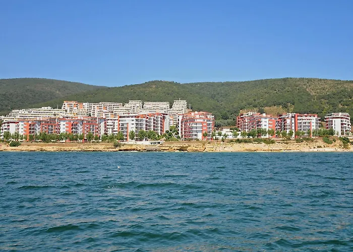 Marina And Panorama Апартхотел