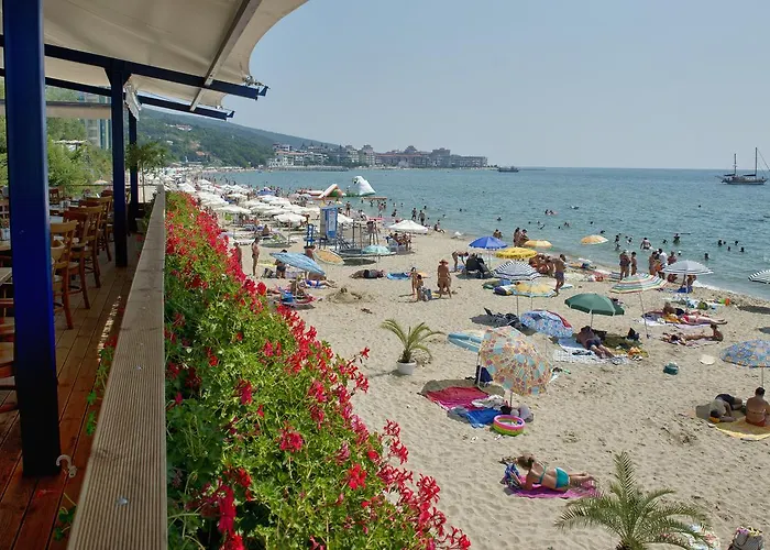 Marina And Panorama 圣弗拉斯