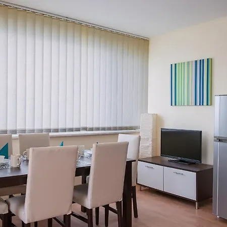 מלון דירות Marina And Panorama