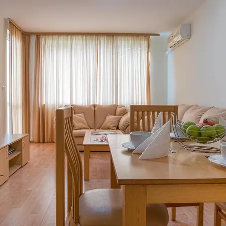 מלון דירות Marina And Panorama