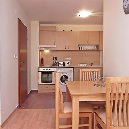 מלון דירות Marina And Panorama