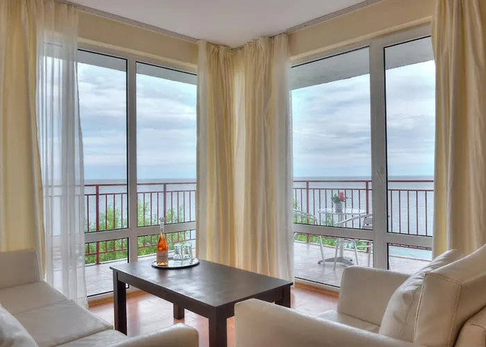 Marina And Panorama Апартхотел