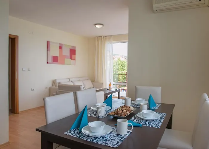 Marina And Panorama Апартхотел Свети Влас