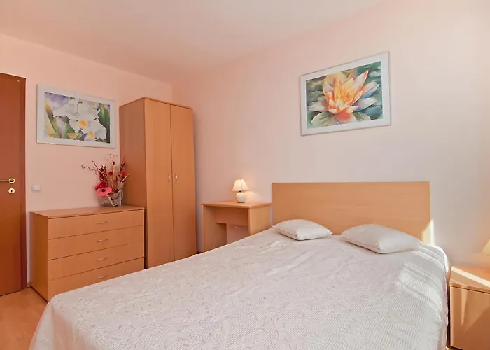 Marina And Panorama Apartmanhotel