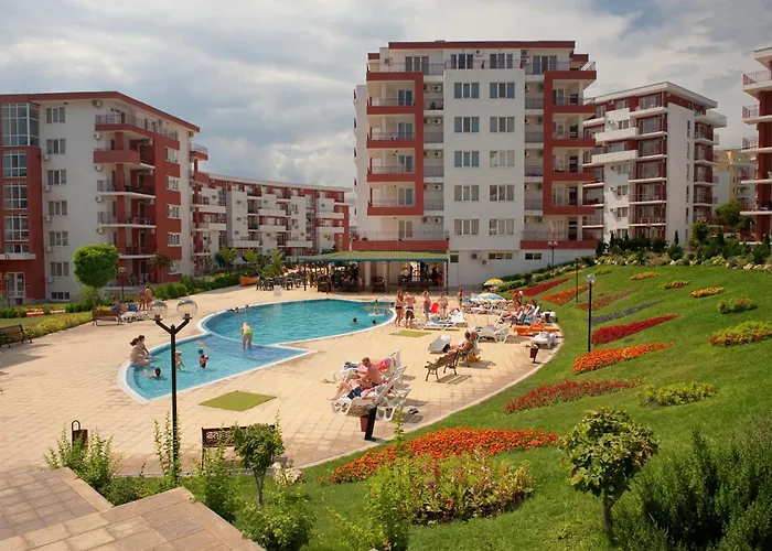 Апартхотел Marina And Panorama Свети Влас